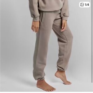 Parachute organic cotton jogger sweatpants